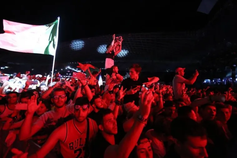 Pogledajte kako su se u drugoj noći festivala zabavljali partijaneri, DJ-i napravili ludilo