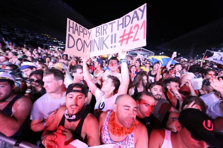 Pogledajte kako su se u drugoj noći festivala zabavljali partijaneri, DJ-i napravili ludilo
