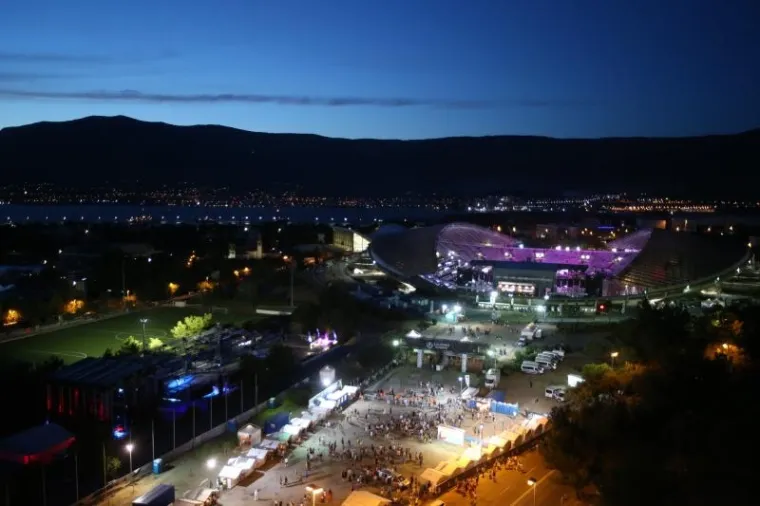 Panoramski pogled na Poljud i okolicu u predvecerje drugog dana Ultra Europe festivala