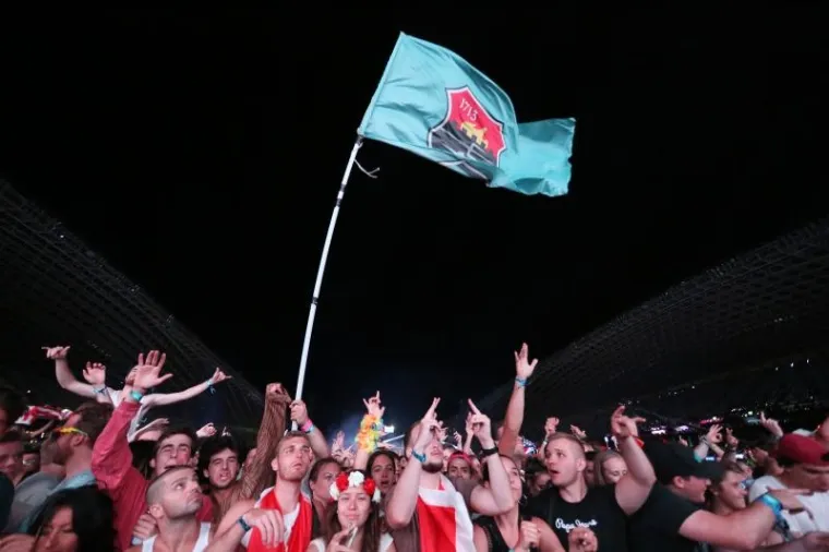 Pogledajte kako su se u drugoj noći festivala zabavljali partijaneri, DJ-i napravili ludilo