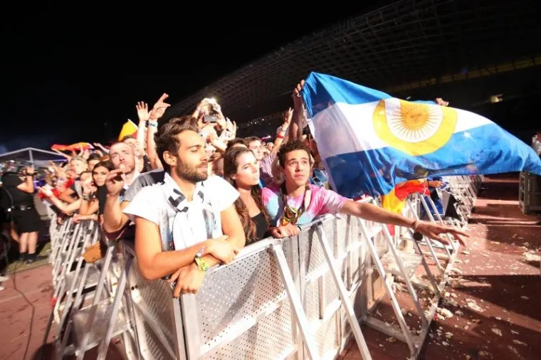 Pogledajte kako su se u drugoj noći festivala zabavljali partijaneri, DJ-i napravili ludilo