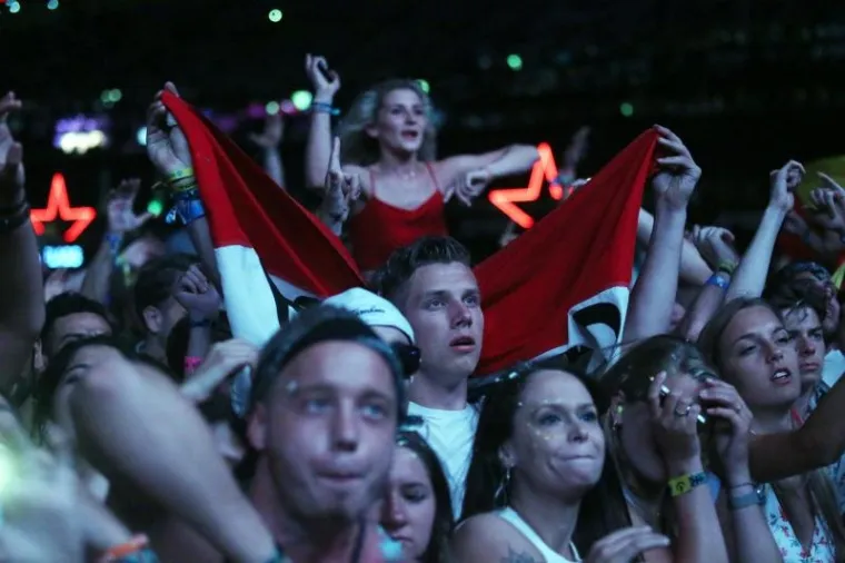 Pogledajte kako su se u drugoj noći festivala zabavljali partijaneri, DJ-i napravili ludilo