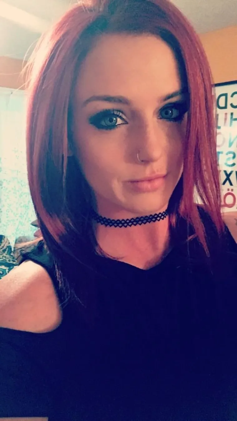 CRVENE ZNAJU KAKO ZAPALITI STRASTI: Zbog njih je pao i prvi seks na TV-u