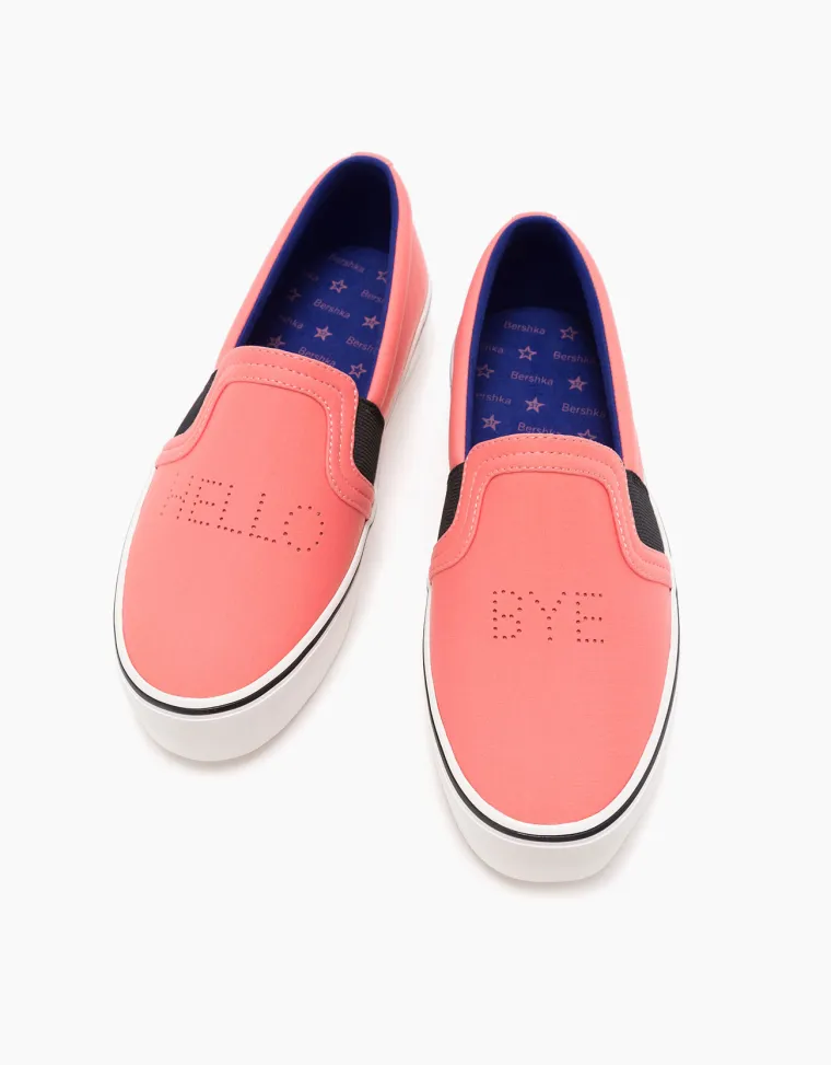 Platnene tenisice, Bershka, 79,90 kuna (snižene sa 179,90 kuna)