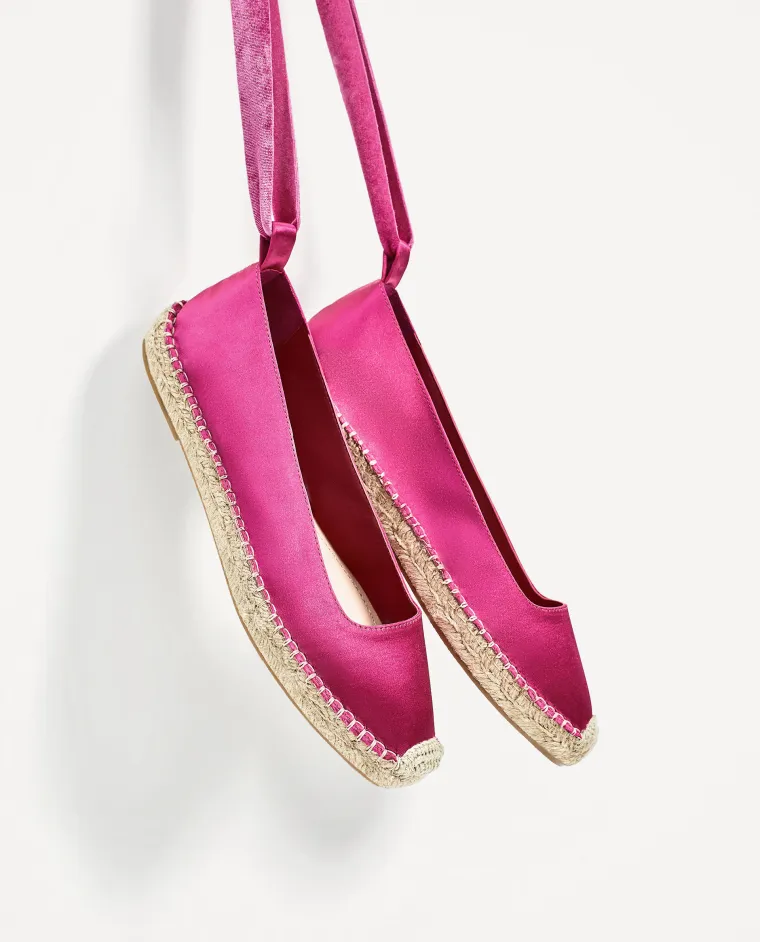 Satenske espadrile na vezanje, Zara, 99,90 kuna (snižene sa 299,90 kuna)