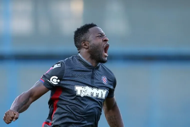 TORCIDA POHARALA MAKSIMIRSKI JUG: Pogledajte kakva je bila atmosfera u derbiju s Lokomotivom