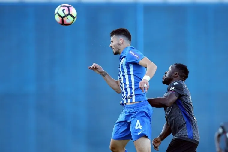 TORCIDA POHARALA MAKSIMIRSKI JUG: Pogledajte kakva je bila atmosfera u derbiju s Lokomotivom