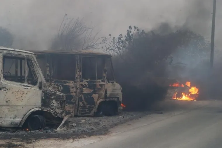 Stra&scaron;ni prizori iz Mravinaca nakon prolaska vatrene stihije