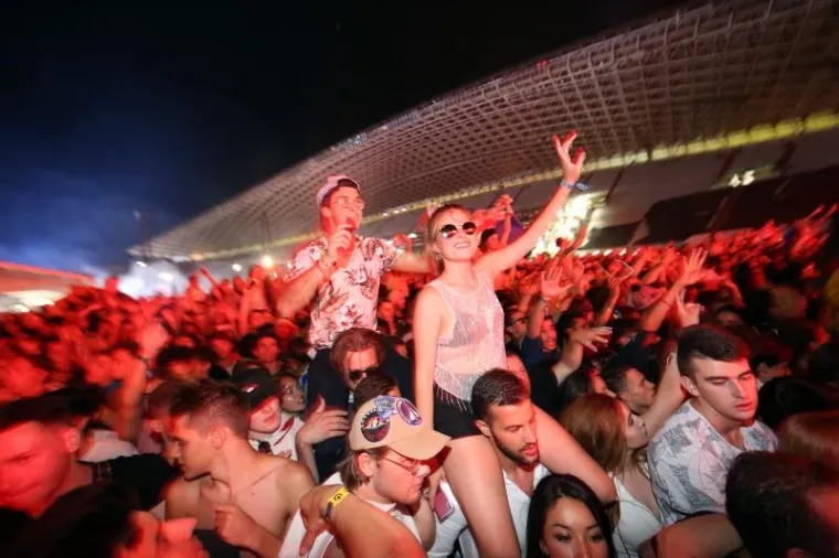 TREĆA VEČER LUDOG PROVODA U SPLITU: Ovako se partijalo na posljednjoj večeri Ultre