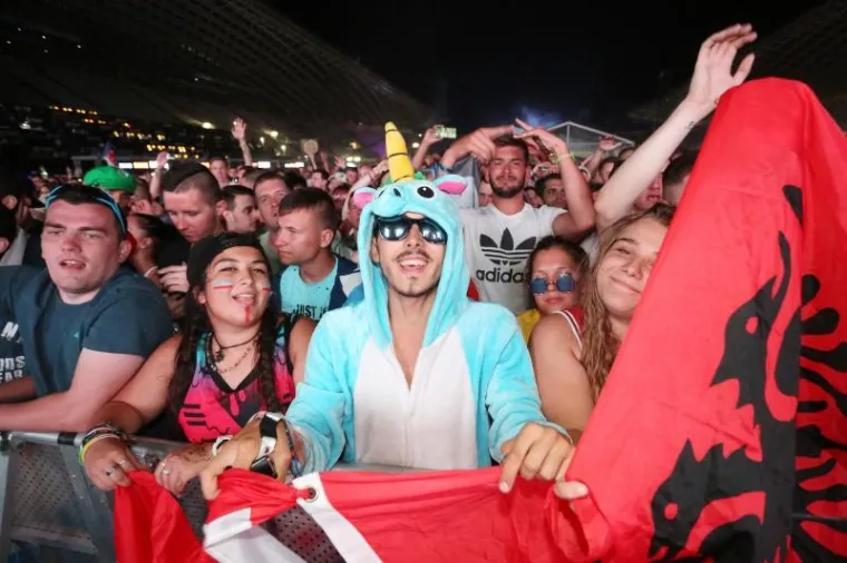 TREĆA VEČER LUDOG PROVODA U SPLITU: Ovako se partijalo na posljednjoj večeri Ultre