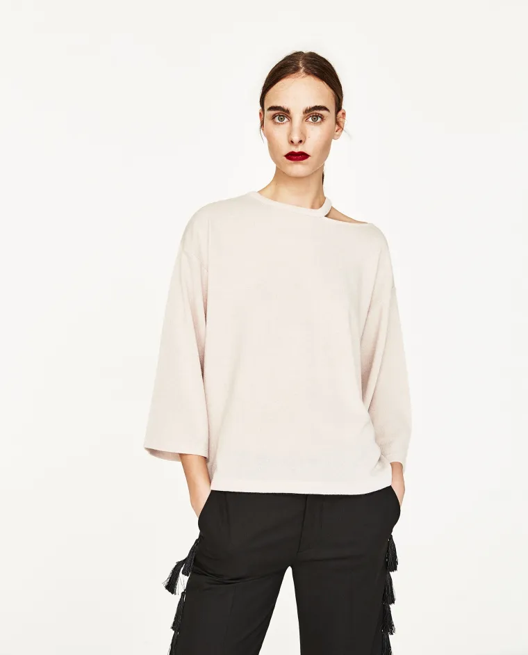 Pulover, Zara, 69,90 kuna (sniženo sa 139,90 kuna)