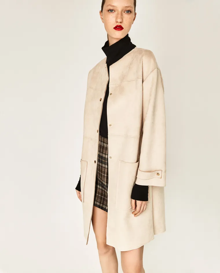 Kaput od umjetne brušene kože, Zara, 149,90 kuna (sniženo sa 299,90 kuna)