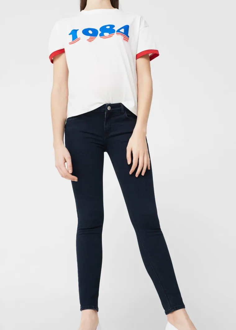 Crne hlače, Mango, 99,90 kuna (sniženo sa 199,90 kuna)