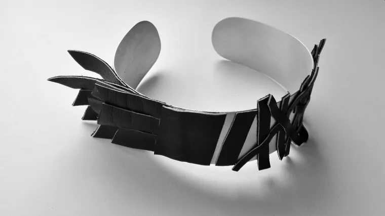 Ljetna kolekcija unikatnog nakita od prirodnih materijala dizajnerice Smiljke Franjić podiže svaku modnu kombinaciju