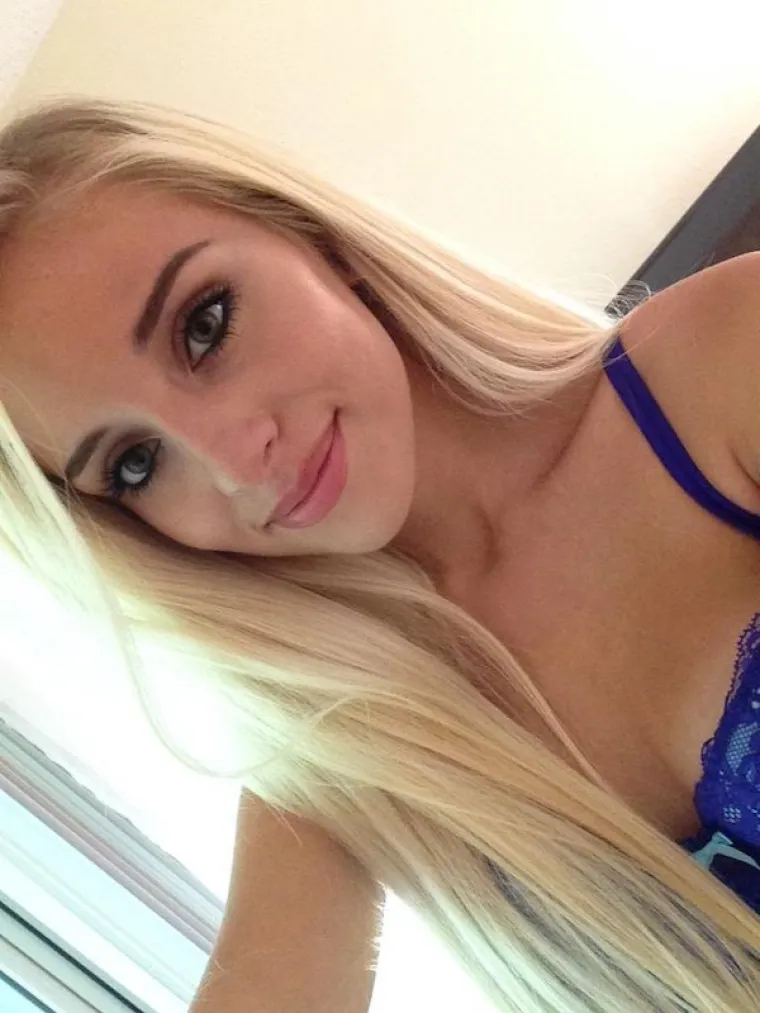 Naomi Woods
Username: naomiwoodsxxx1