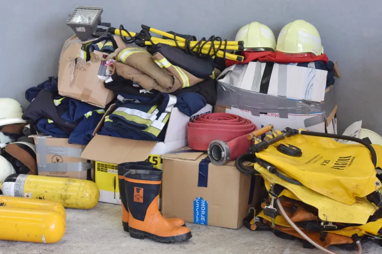 Hvalevrijedna pomoć susjeda: DVD Tisno dobio bogatu donaciju od kolega iz Slovenije