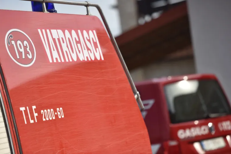 Hvalevrijedna pomoć susjeda: DVD Tisno dobio bogatu donaciju od kolega iz Slovenije