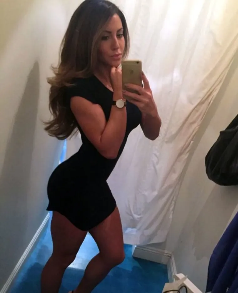 KRPICE ZA IZLAZAK: One misle da im savr&scaron;eno stoji, drugi se pitaju 'a gdje je tu haljina'