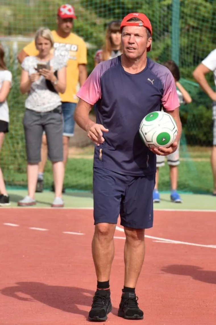 LEGENDARNI NIJEMAC LJETUJE U HRVATSKOJ: Slavni Matthaus i tijekom odmora pokazao da ne može bez nogometa
