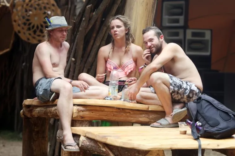 FESTIVAL PSIHODELIČNE GLAZBE: Na obale Mrežnice stiglo 6000 ljudi iz cijelog svijeta