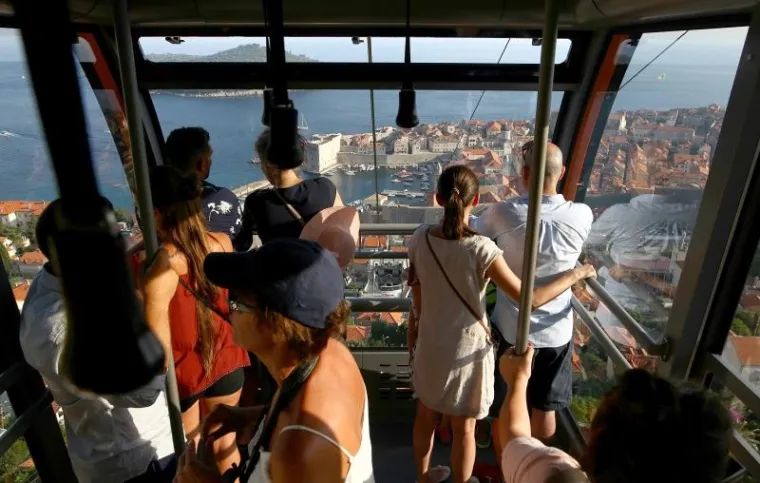 DUBROVNIK OPET RUŠI REKORDE: Ovaj ćete pogled platiti 140 kuna, a možete i postati lik iz 'Igre prijestolja'