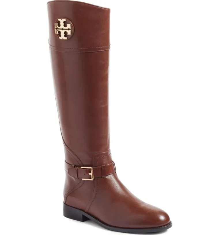 TORY BURCH visoke čizme, 2.053,76 kuna (snižene sa 3.410,37 kuna)