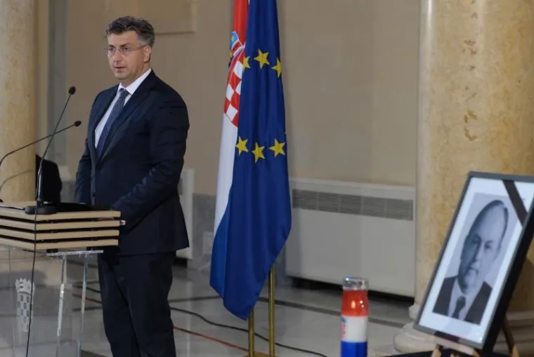 Komemoracija za biv&scaron;eg predsjednika Vlade RH Hrvoja &Scaron;arinića