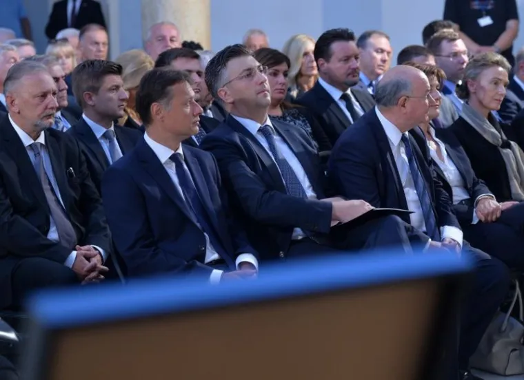 Komemoracija za biv&scaron;eg predsjednika Vlade RH Hrvoja &Scaron;arinića
