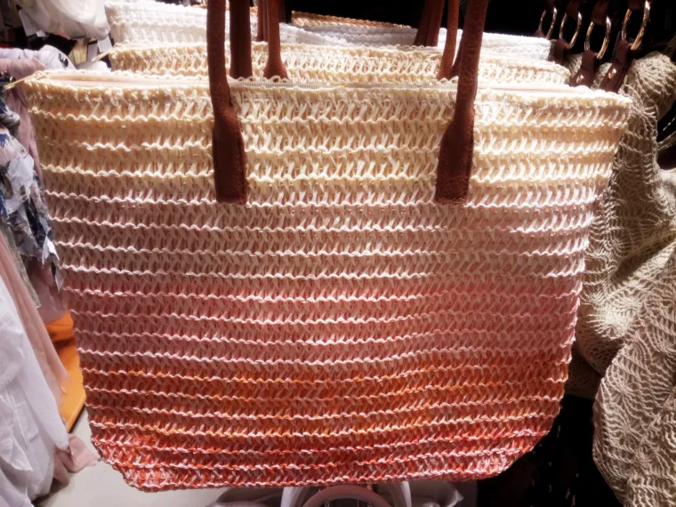 Torba, New Yorker, 119,00 kuna