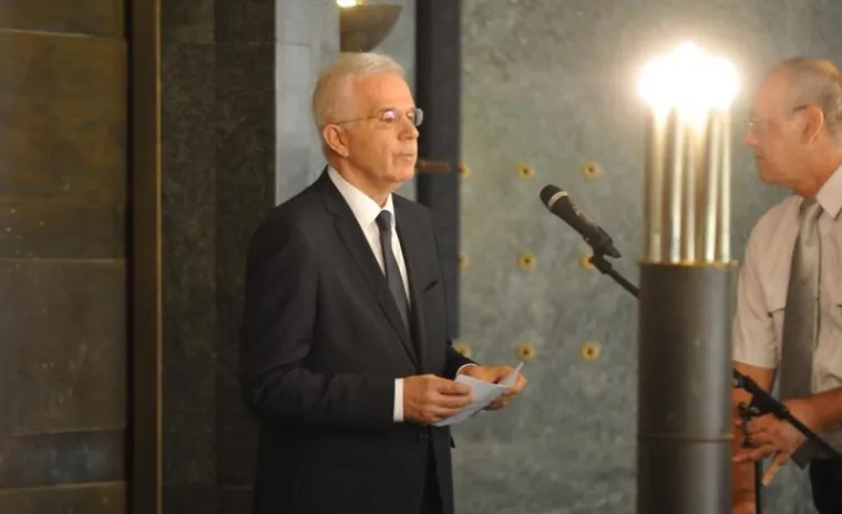 POSLJEDNJI ISPRAĆAJ HRVOJA &Scaron;ARINIĆA: Plenković i brojni drugi političari na opro&scaron;taju od biv&scaron;eg &scaron;efa Vlade