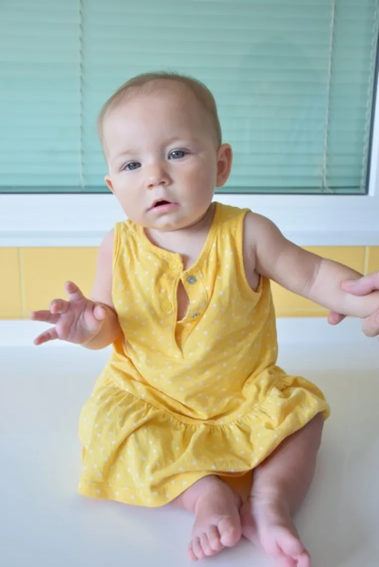 Ukoliko imate korisne informacije o identitetu djeteta obavijeste najbližu policijsku postaju ili se javite na broj telefona 192 kao i e-mailom na adresu zagrebacka@policija.hr.