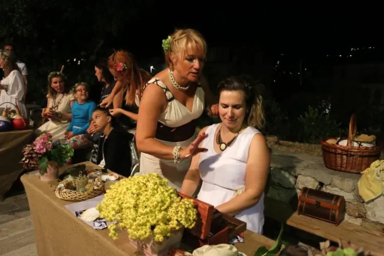 CIJELI SE GRAD VRATIO U PRO&Scaron;LOST: Počela je 15. Rabska fjera, pogledajte najkreativnije kostime