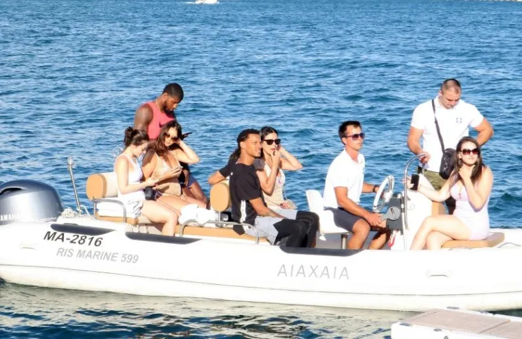 NBA Ko&scaron;arka&scaron; Paul George odmara na Jadranu s partnericom Danijelom Rajić i prijateljima