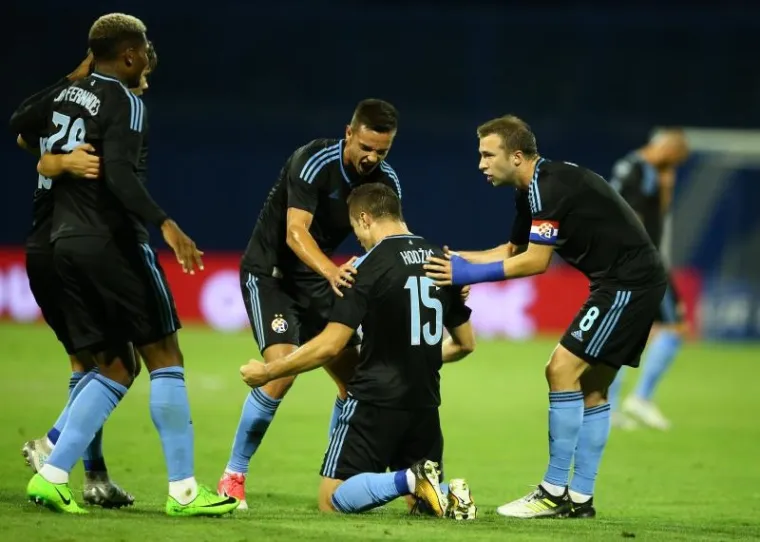 MODRI OTVORILI EUROPSKU SEZONU: Osjetite dašak atmosfere s Maksimira