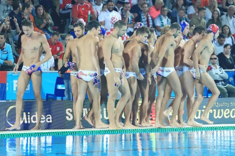 LUDNICA U MAĐARSKOJ: Pogledajte kako je izgledala velika pobjeda Barakuda protiv Srbije