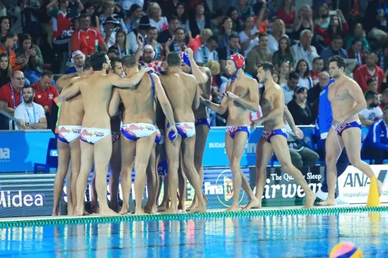 LUDNICA U MAĐARSKOJ: Pogledajte kako je izgledala velika pobjeda Barakuda protiv Srbije