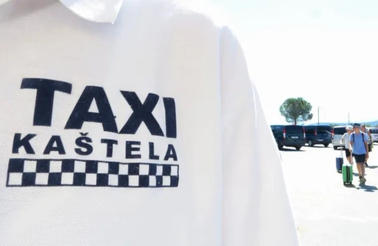 Zagrebački i splitski taksisti prosvjeduju zbog Ubera