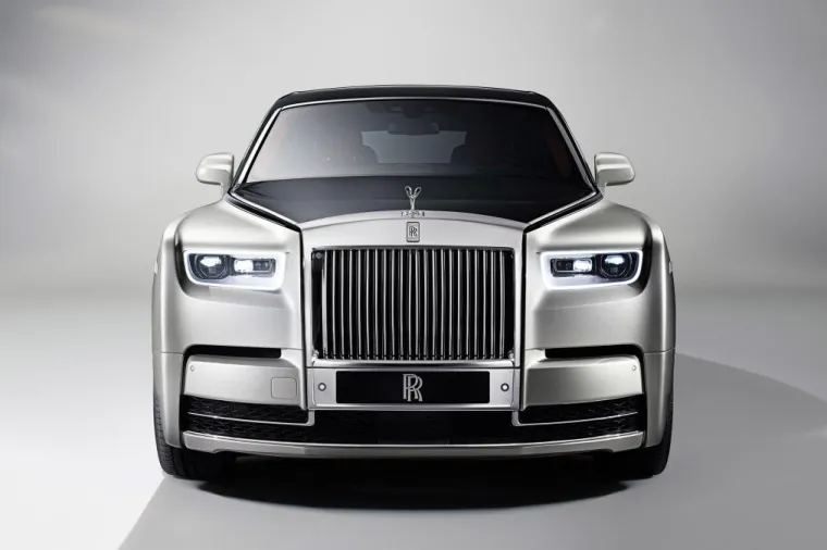 NAJLUKSUZNIJI AUTO NA SVIJETU: Rolls-Royce Phantom VIII