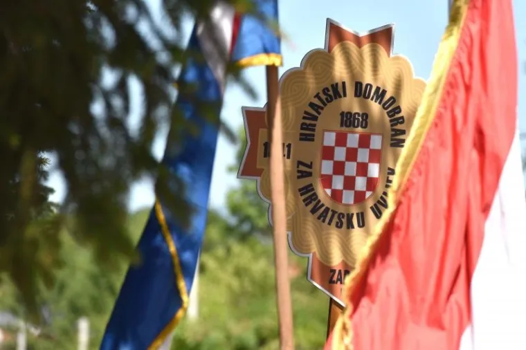 Napetosti na obilježavanju ustanka u Srbu, do&scaron;lo jako policijsko osiguranje