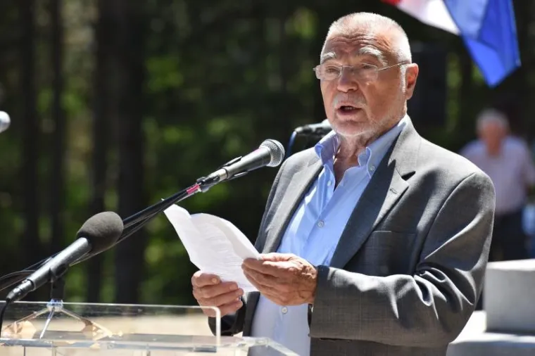 Napetosti na obilježavanju ustanka u Srbu, do&scaron;lo jako policijsko osiguranje