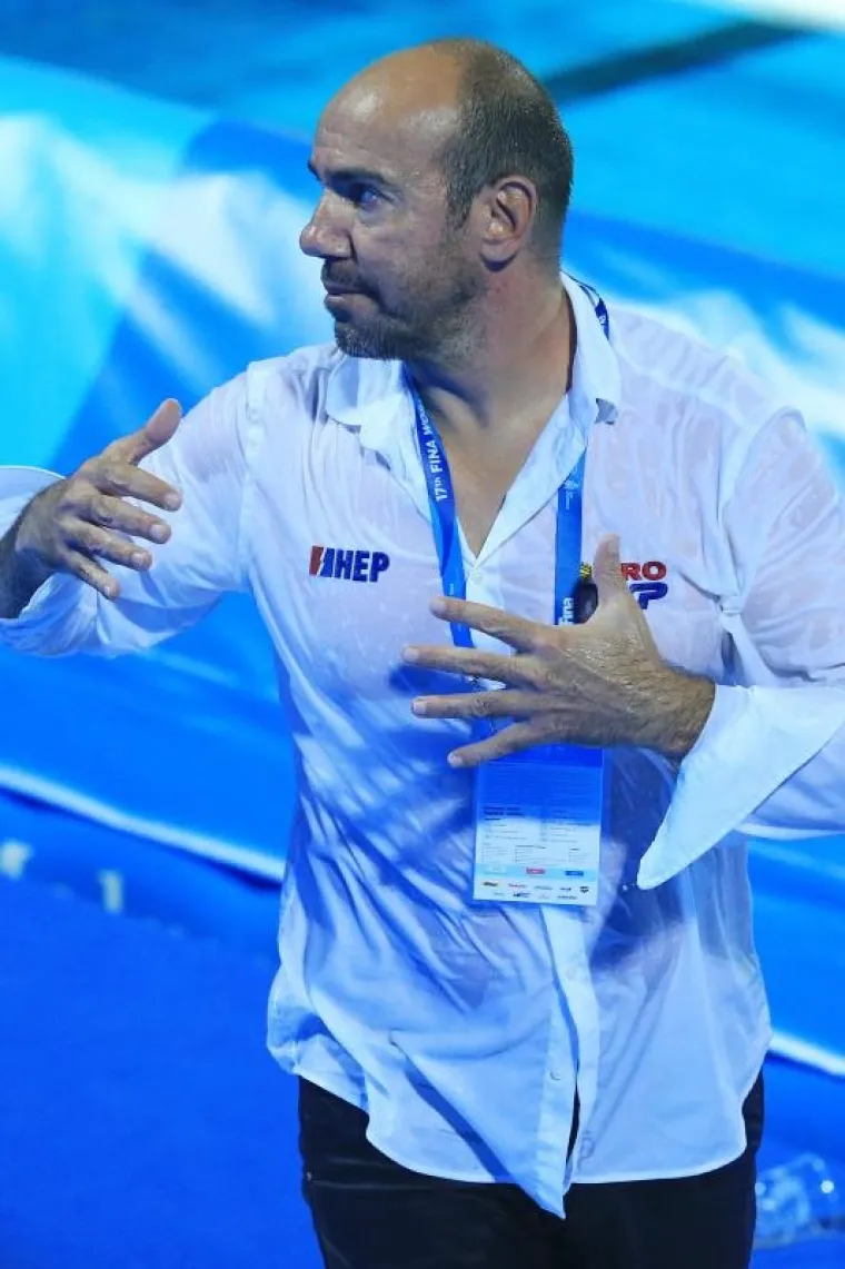 Hrvatski vaterpolisti vratili su titulu svjetskih prvaka! U finalu su porazili Mađarsku rezultatom 8:6 te se kući vraćaju okićeni zlatom.