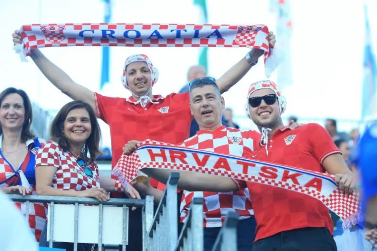Hrvatski navijači uoči finalne utakmice SP-a u vaterpolu između Mađarske i Hrvatske. Davor Javorović/PIXSELL