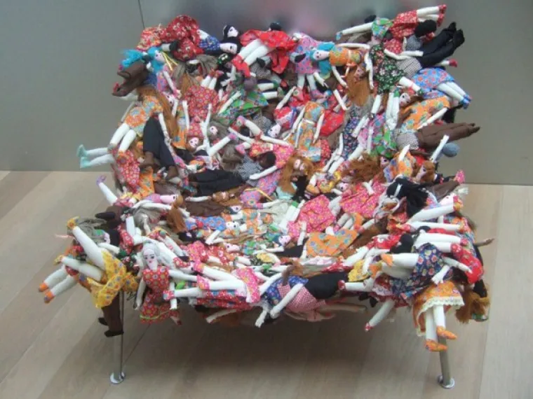 GADARIJE ILI UMJETNIČKA DJELA? Nadamo se da na ovim stolcima nitko ne misli stvarno sjediti jer izgledaju kao iz noćnih mora