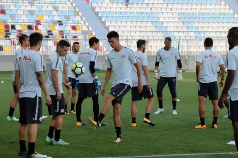 AUSTRIJANCI STIGLI U HRVATSKU: Pogledajte kako je izgledao trening Salzburga na Rujevici