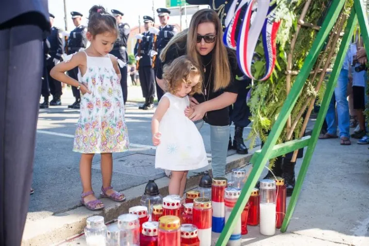 Obilježavanje 26. godi&scaron;njice pogibije policajaca iz Dalja