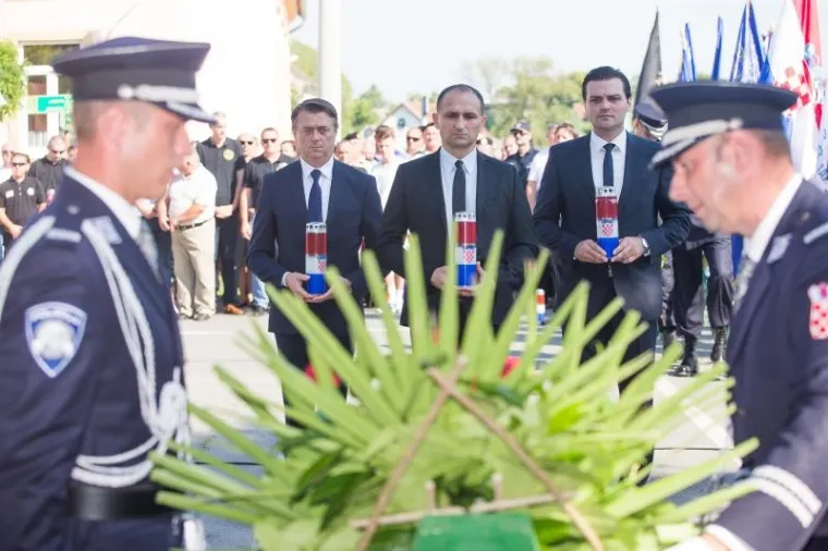 Obilježavanje 26. godišnjice pogibije policajaca iz Dalja