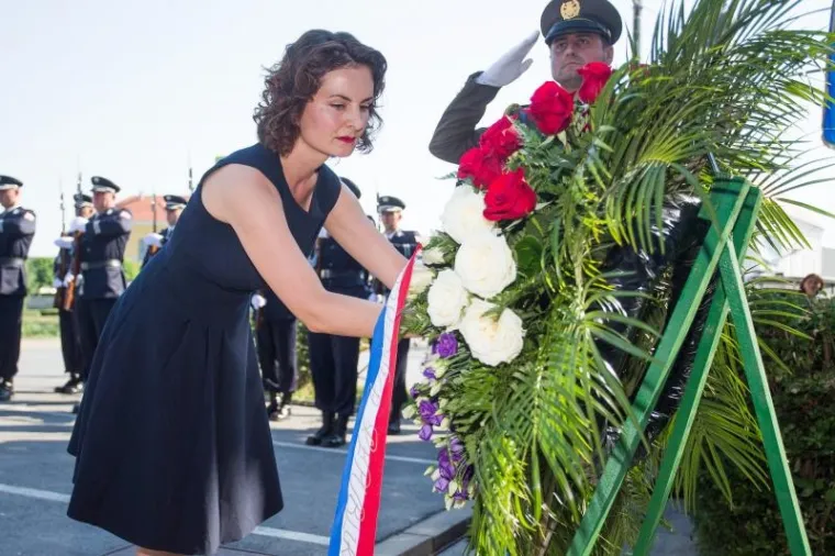 Obilježavanje 26. godi&scaron;njice pogibije policajaca iz Dalja