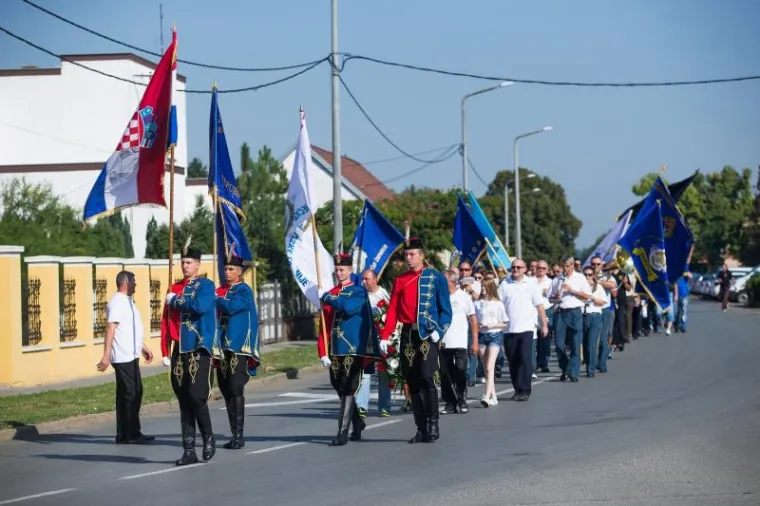 Obilježavanje 26. godi&scaron;njice pogibije policajaca iz Dalja