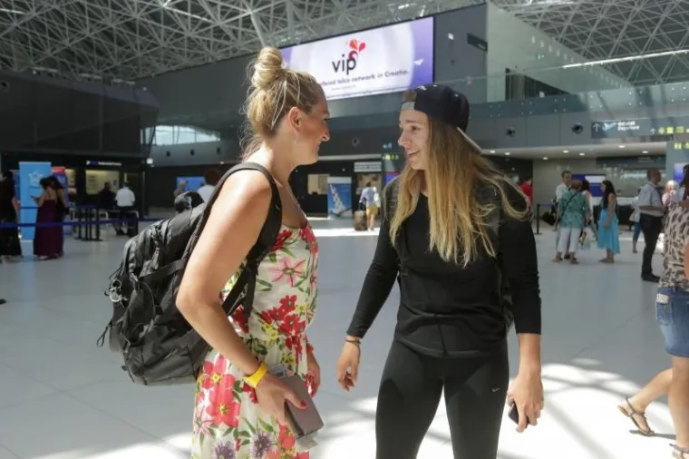 JANICA KAO DODATNI POTICAJ: Putnici na aerodromu Franje Tuđmana imali su priliku vidjeti - njih