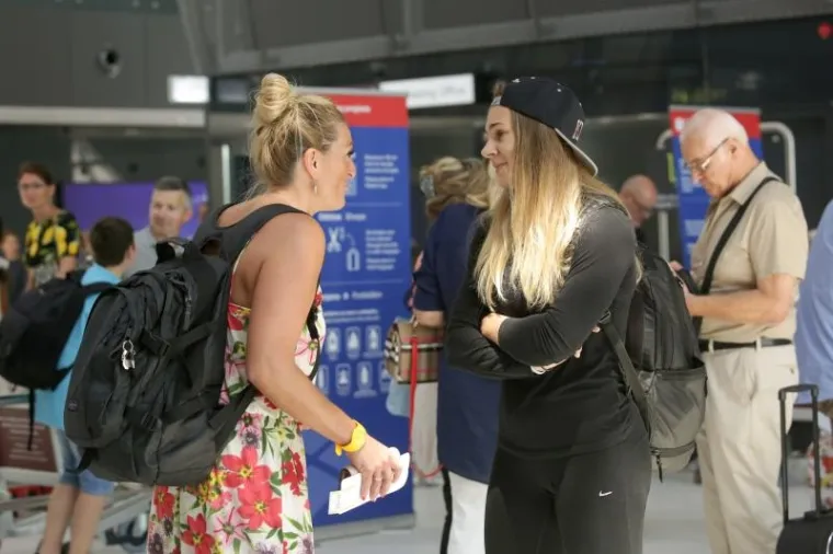 JANICA KAO DODATNI POTICAJ: Putnici na aerodromu Franje Tuđmana imali su priliku vidjeti - njih